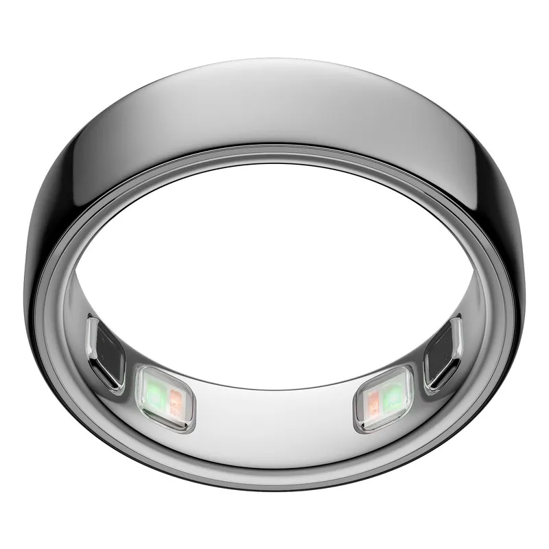 Oura Ring 5 Silver Smart Ring, Exclusive Bundle, Ring + Additional Charger + Additional Year of Manufacturer’s Warranty