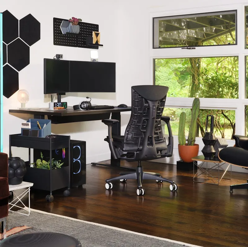 EMBODY GAMING CHAIR