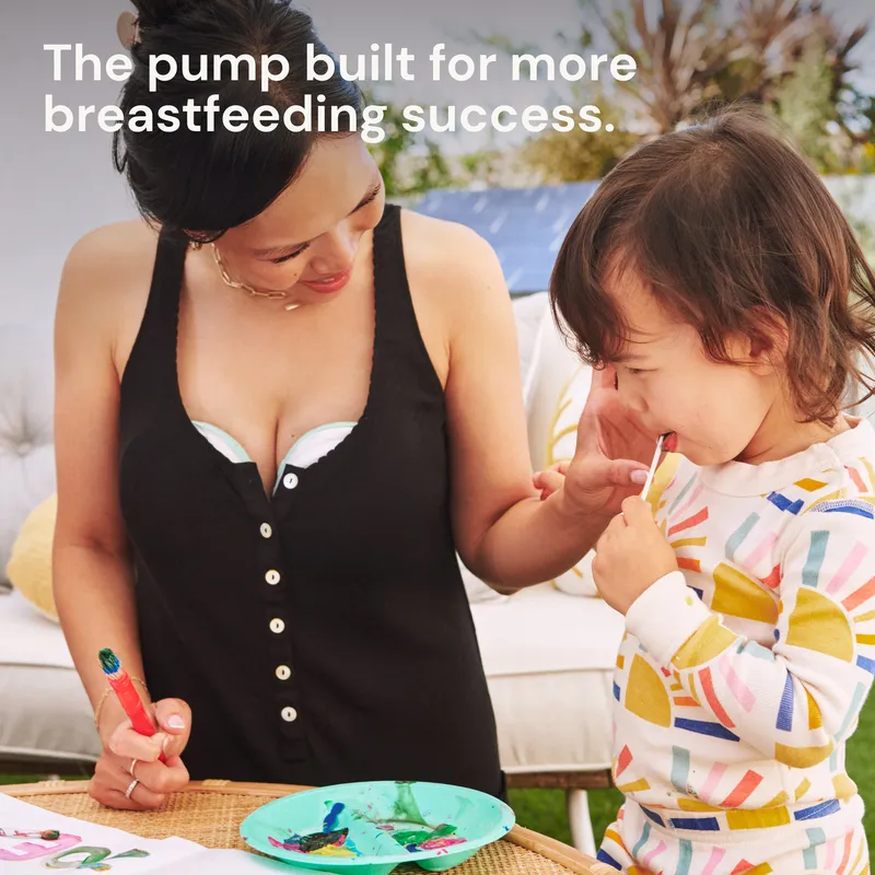 Willow Go® Pump and 7 oz Breast Milk Containers