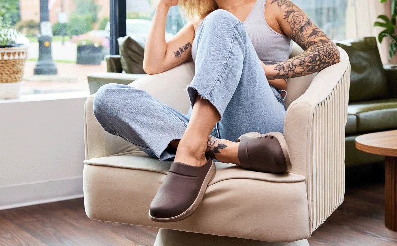 Women's OOcloog Stacked Clog